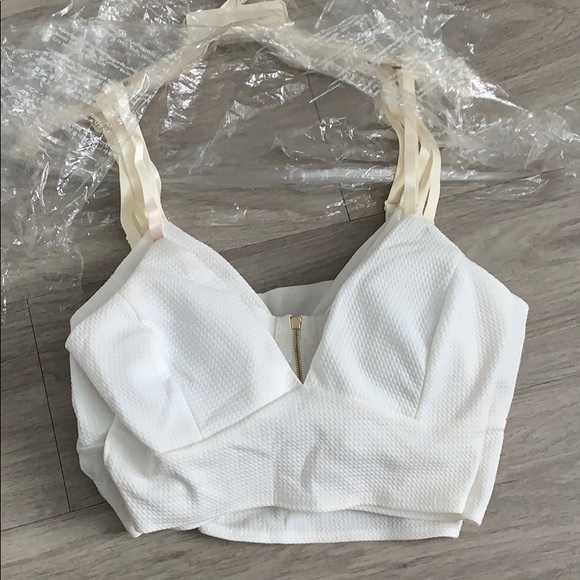 Tops - White textured crop top